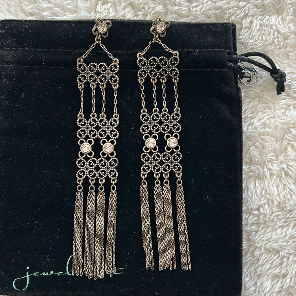 Jewelmint Gypsy Earrings 10$